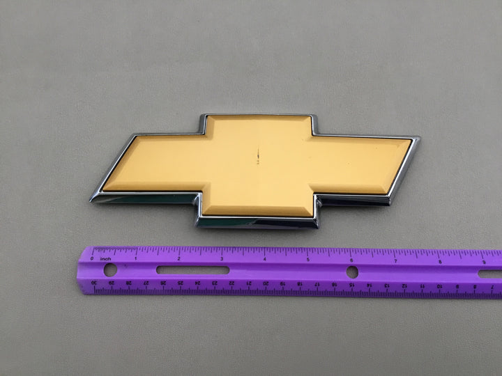 2007-2013 Chevrolet Tahoe Suburban Tailgate Bowtie Emblem