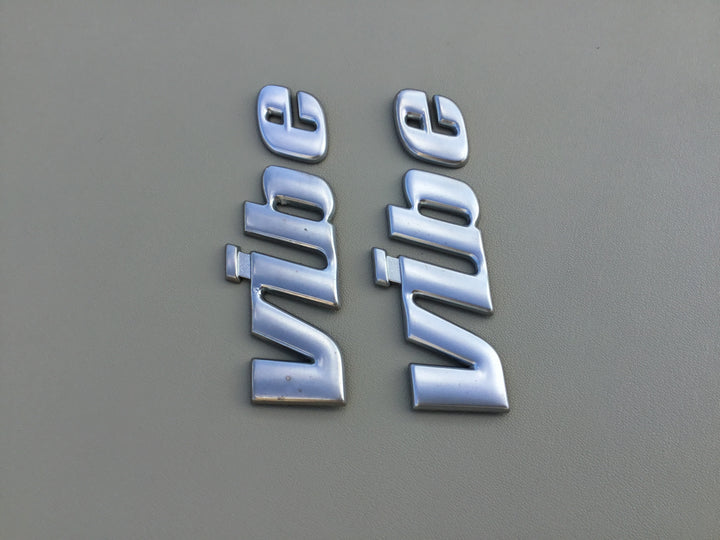 2003-2008 Pontiac Vibe Door Emblem Set