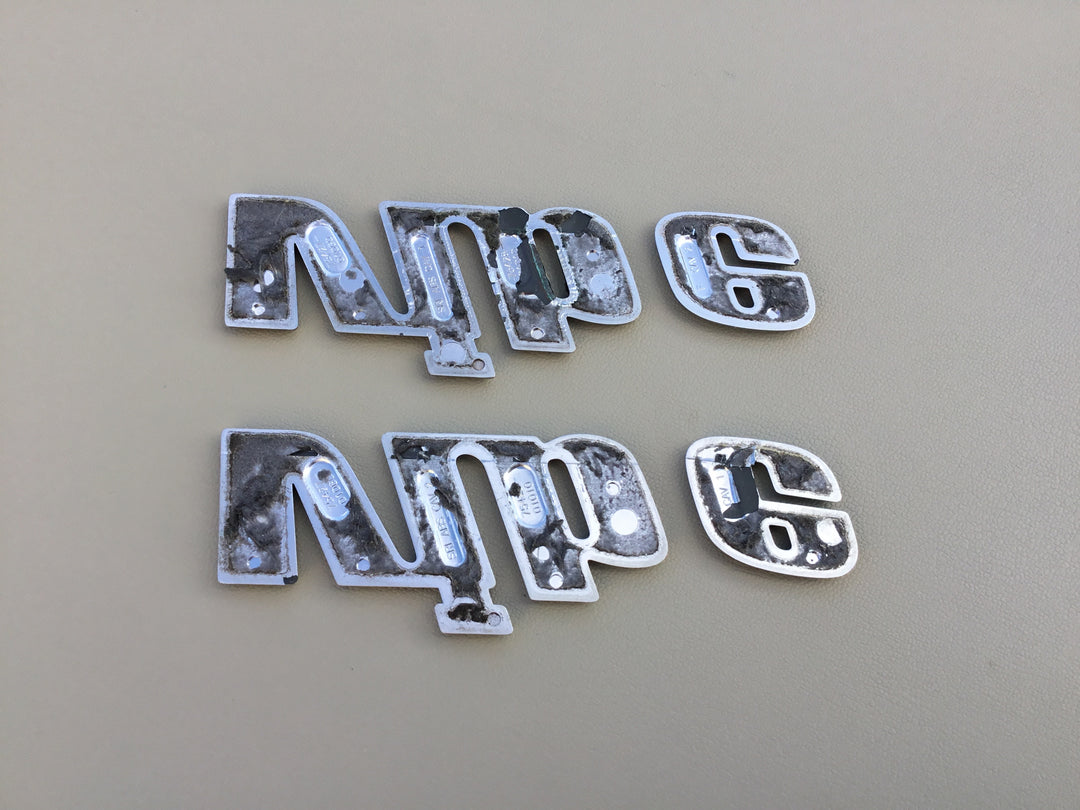 2003-2008 Pontiac Vibe Door Emblem Set