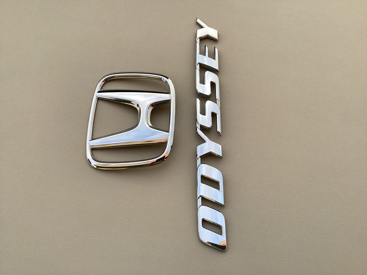 2011-2017 Honda Odyssey LiftGate Emblem Set
