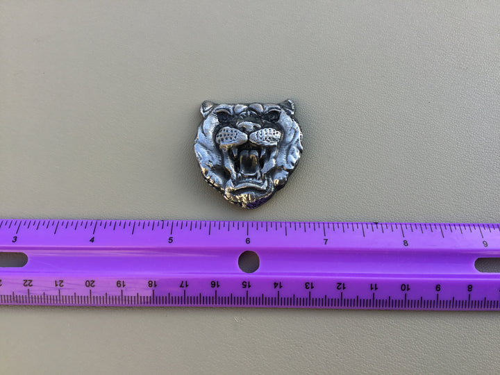 1998-2003 Jaguar XJ8 Front Grille Emblem