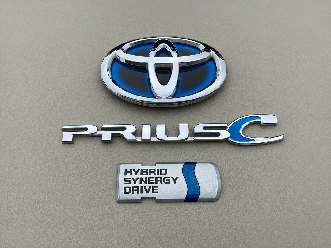 2012-2016 Toyota Prius C Hybrid Trunk Emblem Set