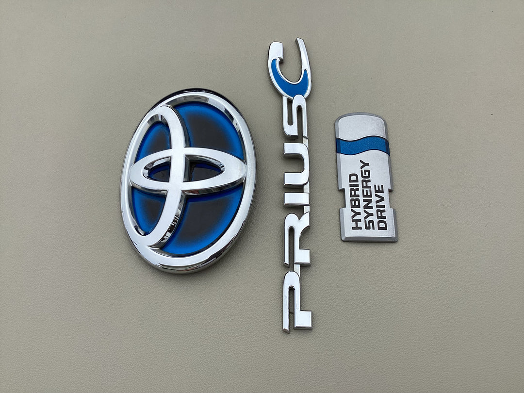 2012-2016 Toyota Prius C Hybrid Trunk Emblem Set