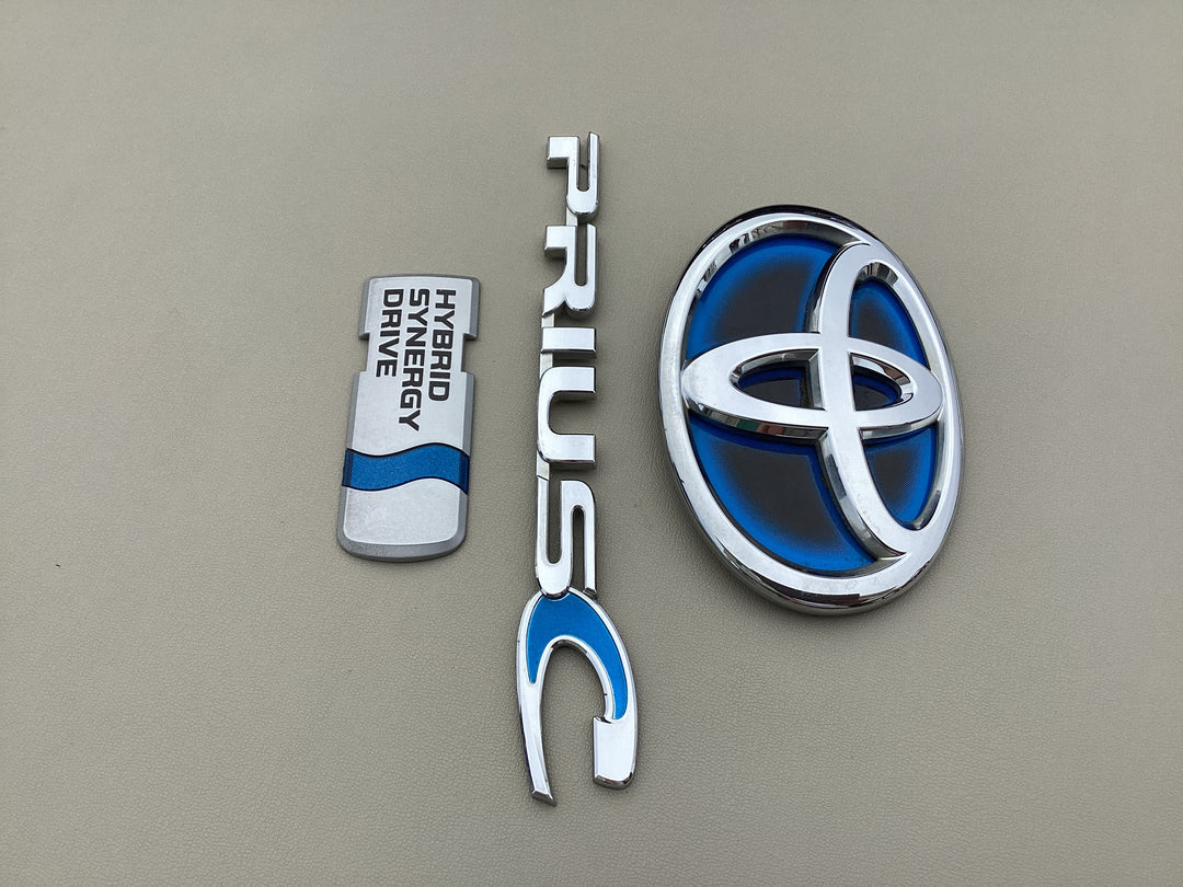 2012-2016 Toyota Prius C Hybrid Trunk Emblem Set