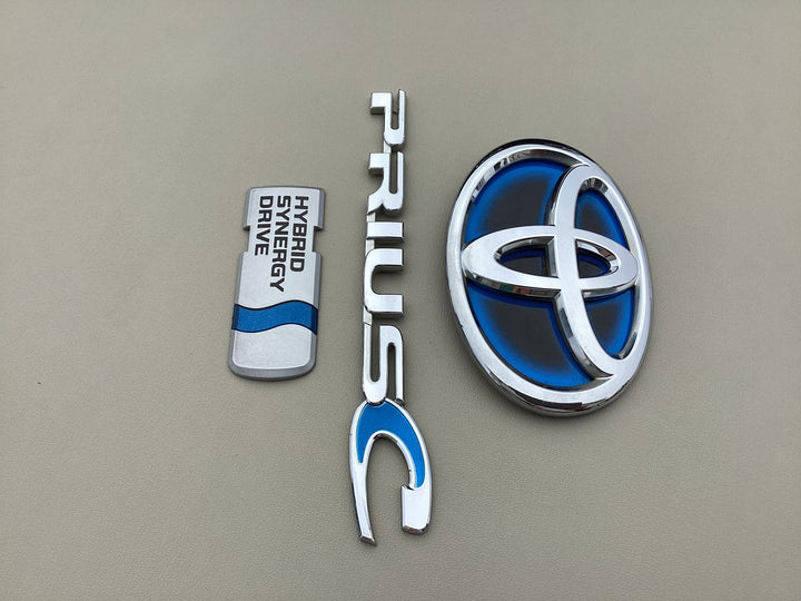 2012-2016 Toyota Prius C Hybrid Trunk Emblem Set