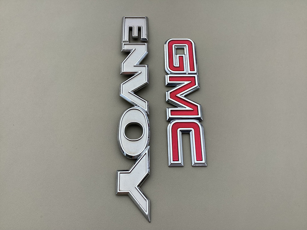 2002-2004 GMC Envoy Tailgate Emblem Set