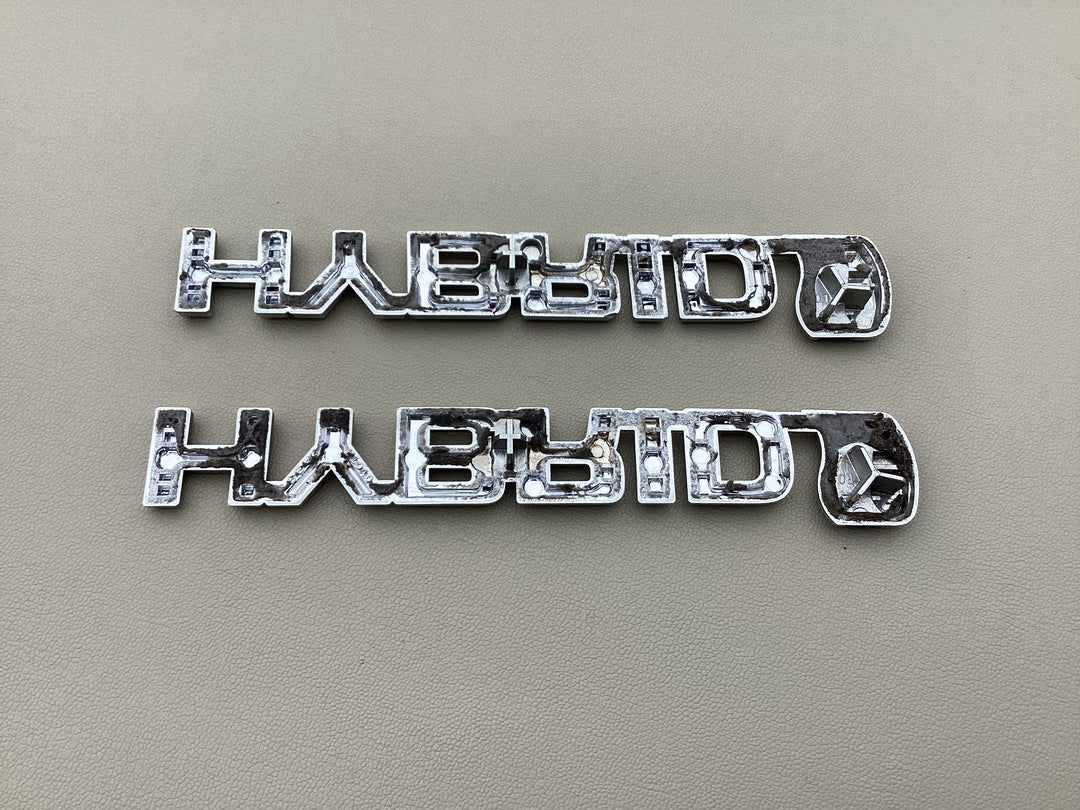 2012-2017 Toyota Prius C Hybrid Fender Emblem Set