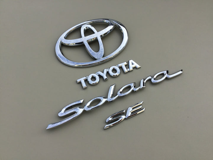 2004-2006 Toyota Solara SE Trunk Emblem Set