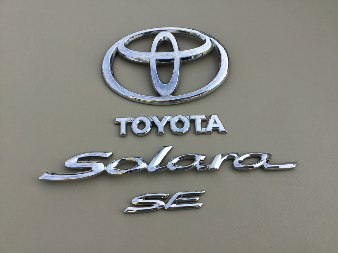 2004-2006 Toyota Solara SE Trunk Emblem Set