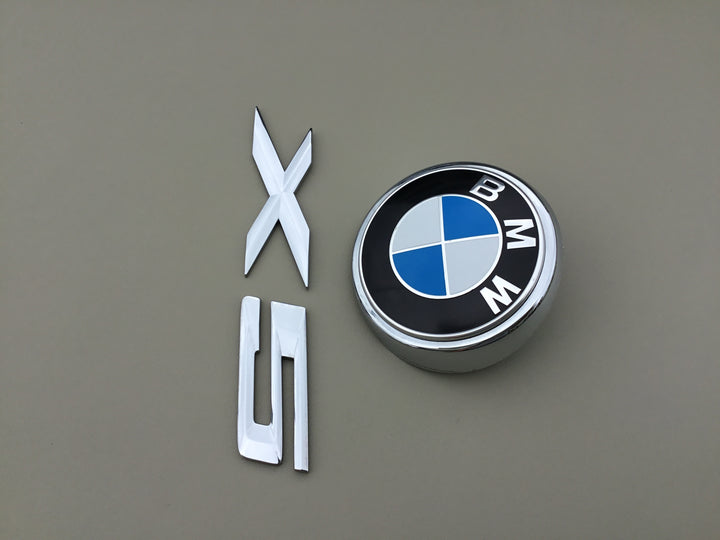 2000-2006 BMW X5 Tailgate Emblem Set