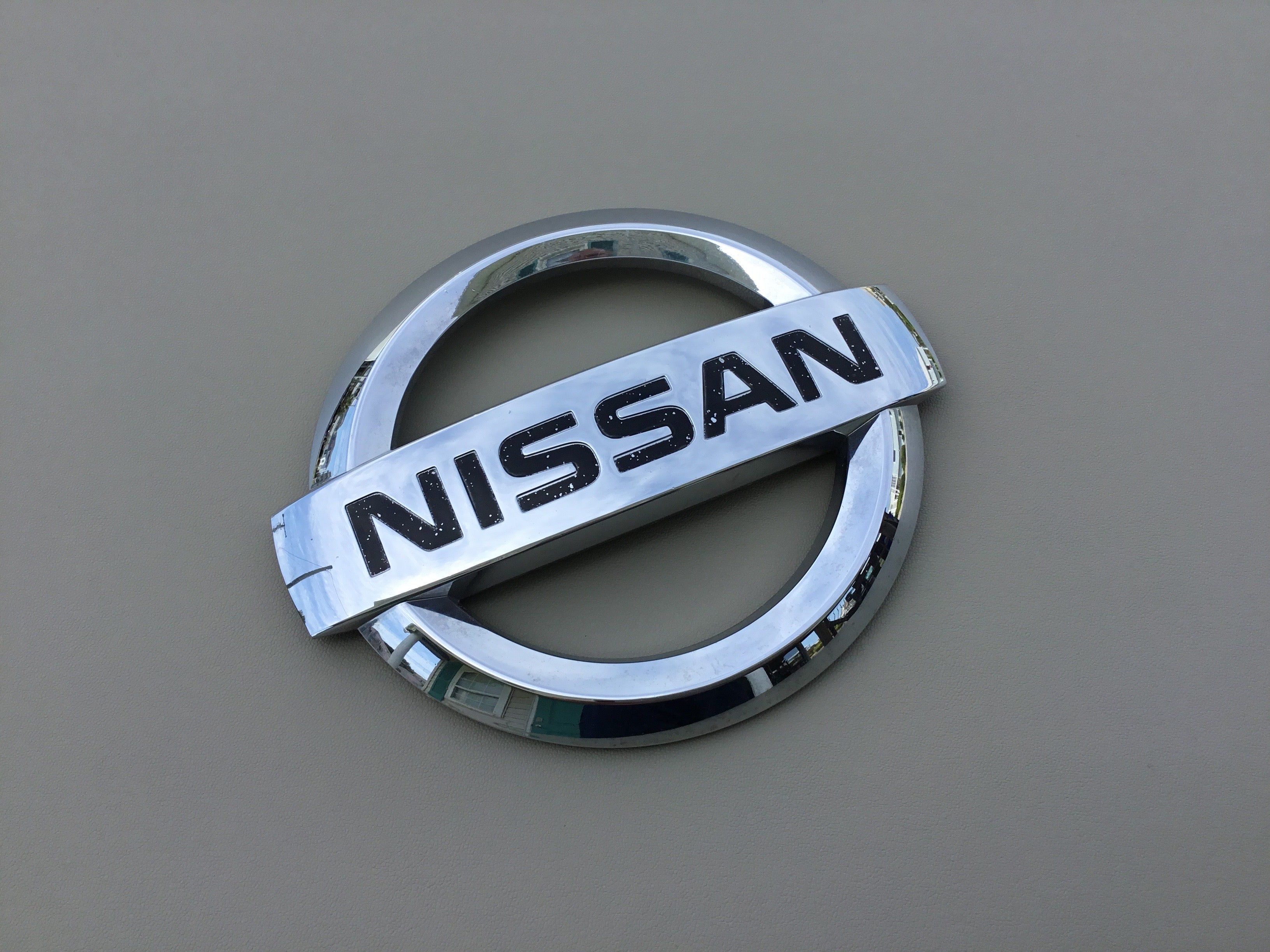 2004-2015 Nissan Armada Grille Emblem - Emblem Dude