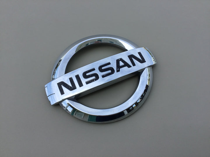 2004-2015 Nissan Armada Grille Emblem