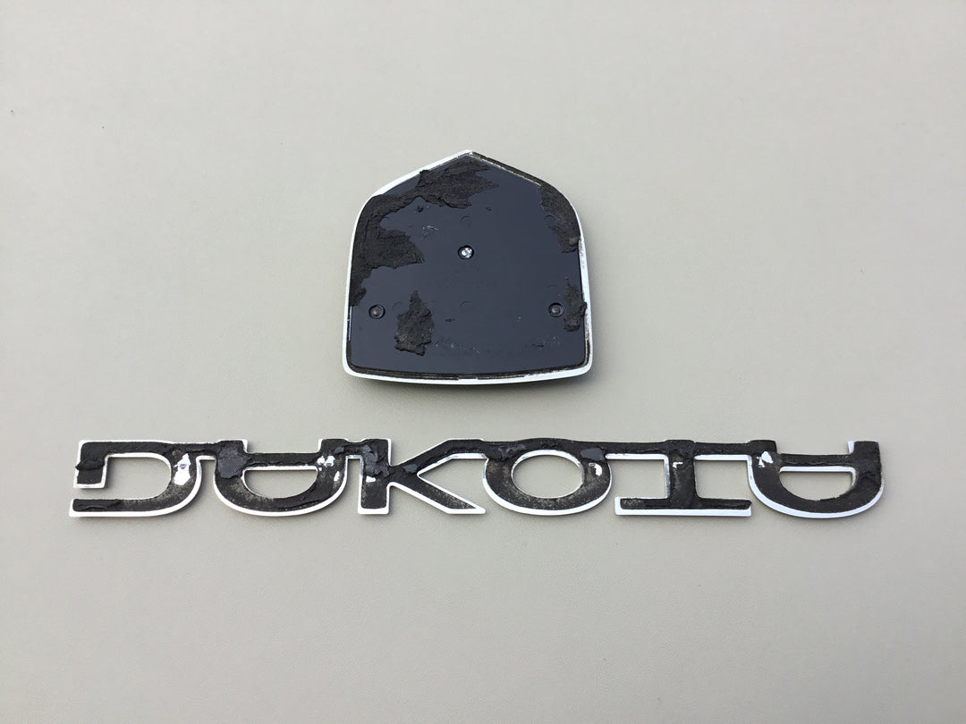 2005-2011 Dodge Dakota Tailgate Emblem Set