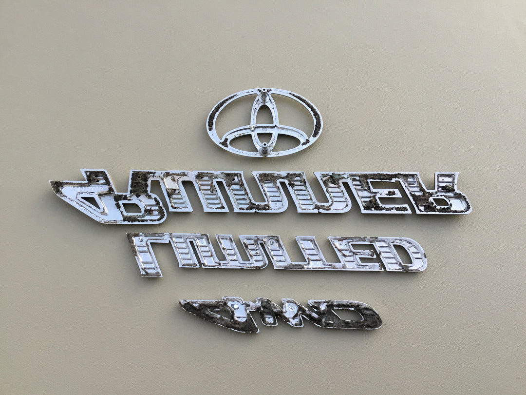 1996-2002 Toyota 4Runner Limited 4WD Tailgate Emblem Set