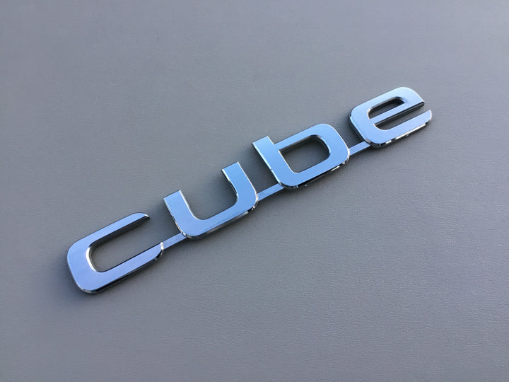 2009-2014 Nissan Cube Rear Center Tail Light Emblem