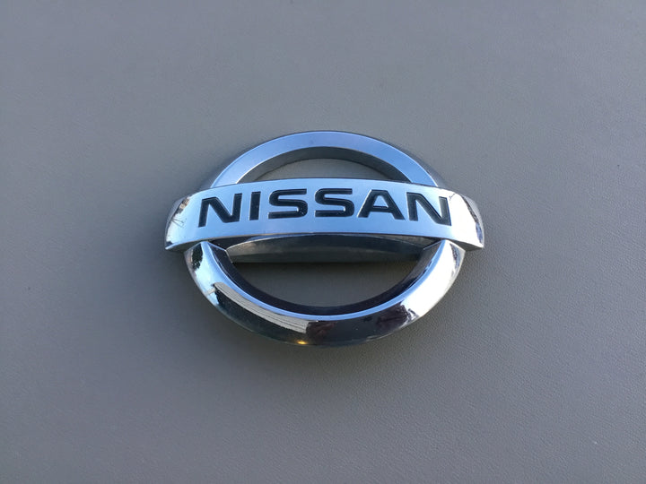 2009-2014 Nissan Cube Grille Emblem