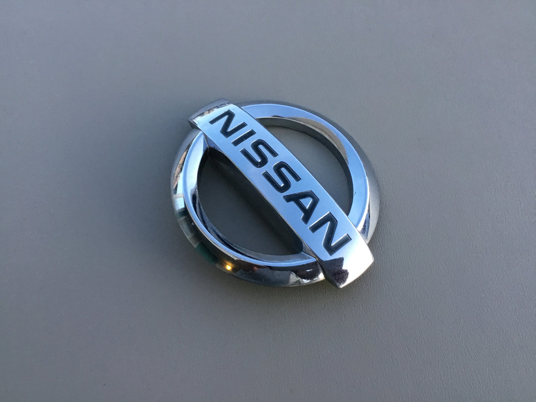 2009-2014 Nissan Cube Grille Emblem