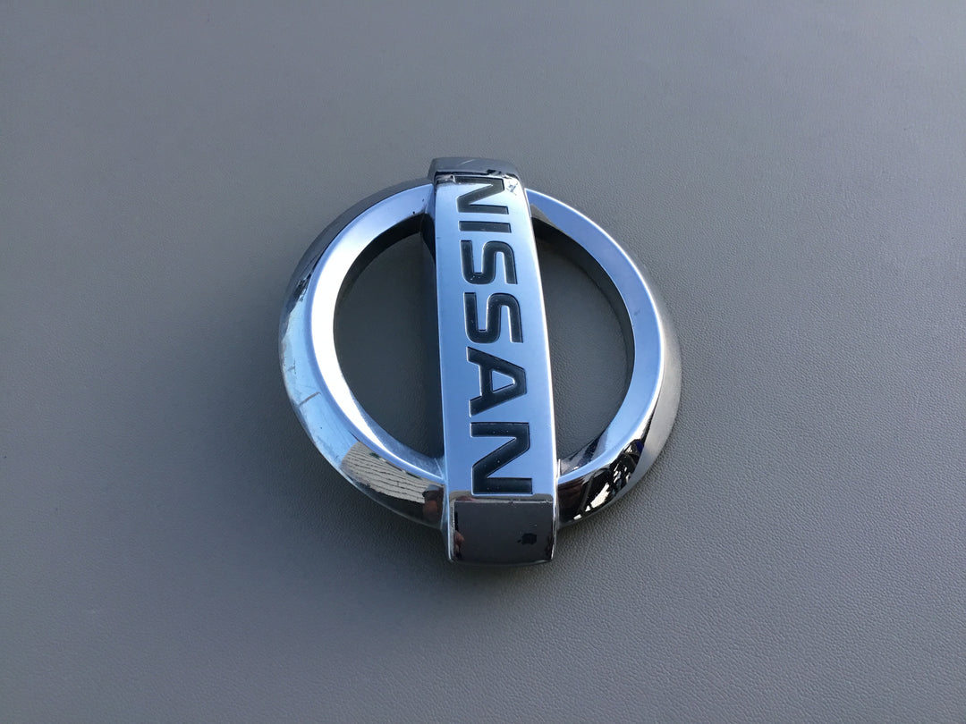 2009-2014 Nissan Cube Grille Emblem