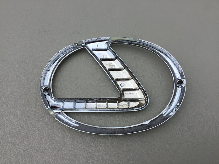 2007-2009 Lexus ES350 Grille Emblem