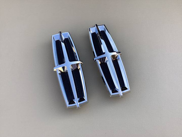 2010-2019 Lincoln MKT Fender Emblem Set