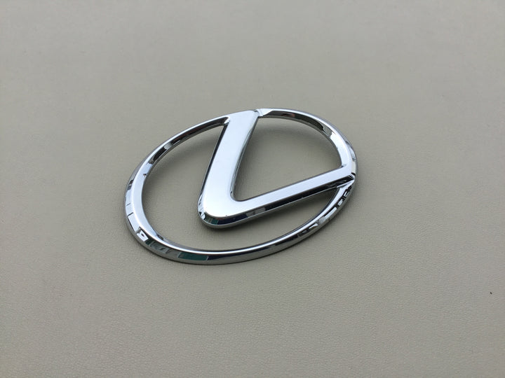 2002-2006 Lexus ES300 ES330 Hood Emblem