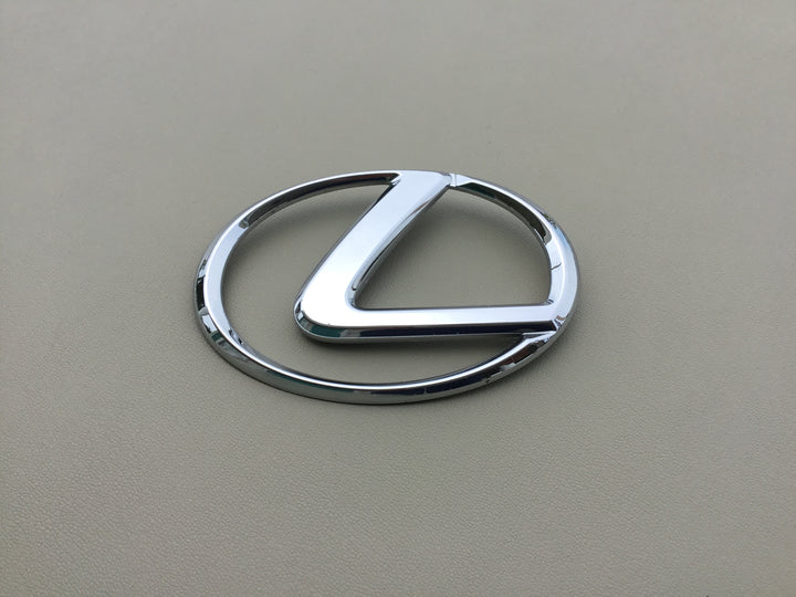 2002-2006 Lexus ES300 ES330 Hood Emblem