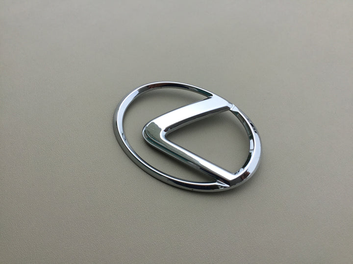 2002-2006 Lexus ES300 ES330 Hood Emblem