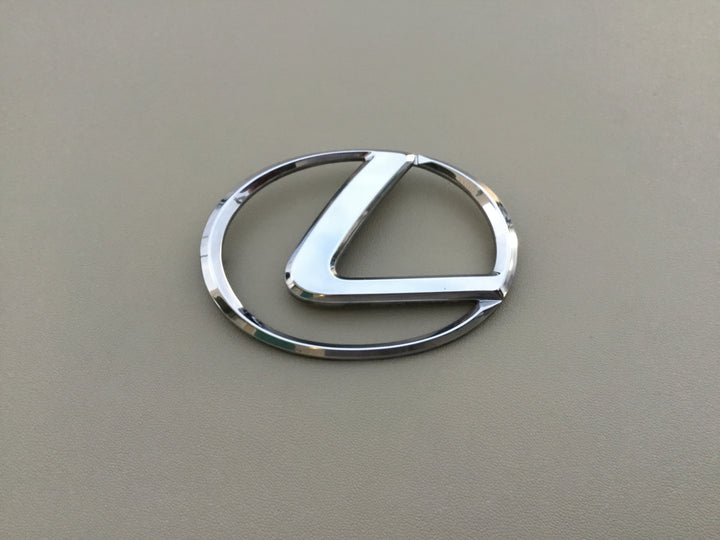 1992-2001 Lexus ES300 Hood Emblem
