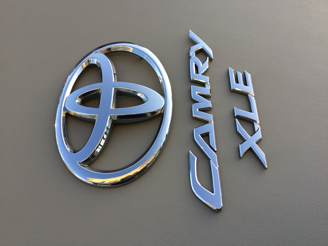 2007-2011 Toyota Camry XLE Trunk Emblem Set