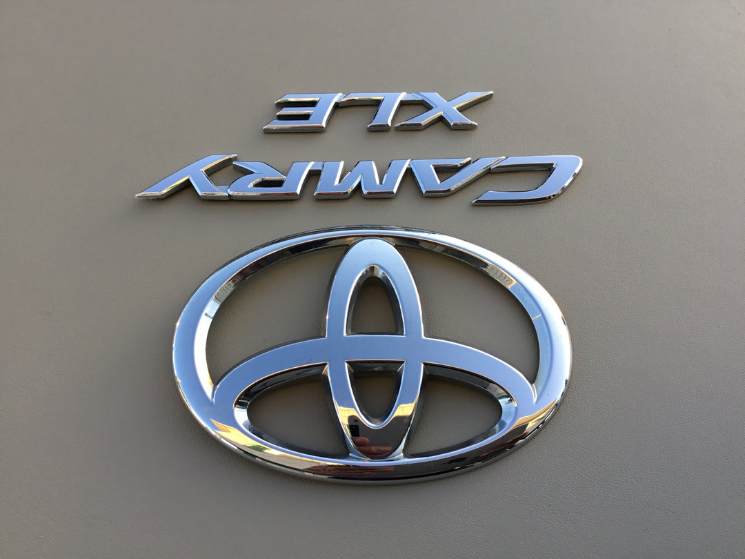 2007-2011 Toyota Camry XLE Trunk Emblem Set