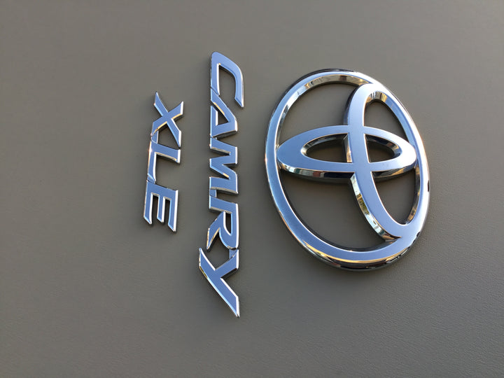 2007-2011 Toyota Camry XLE Trunk Emblem Set