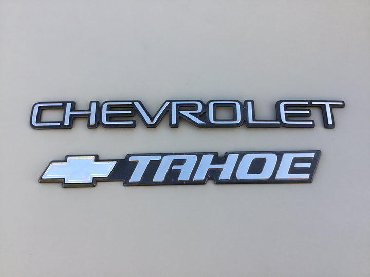 2003-2006 Chevrolet Tahoe Tailgate Emblem Set