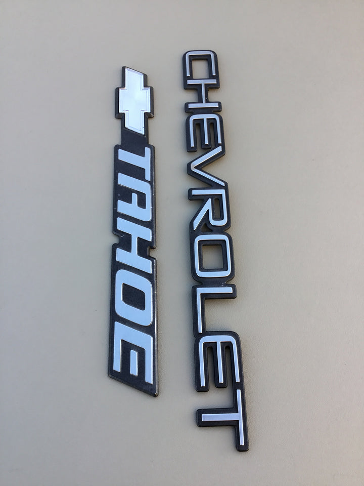 2003-2006 Chevrolet Tahoe Tailgate Emblem Set