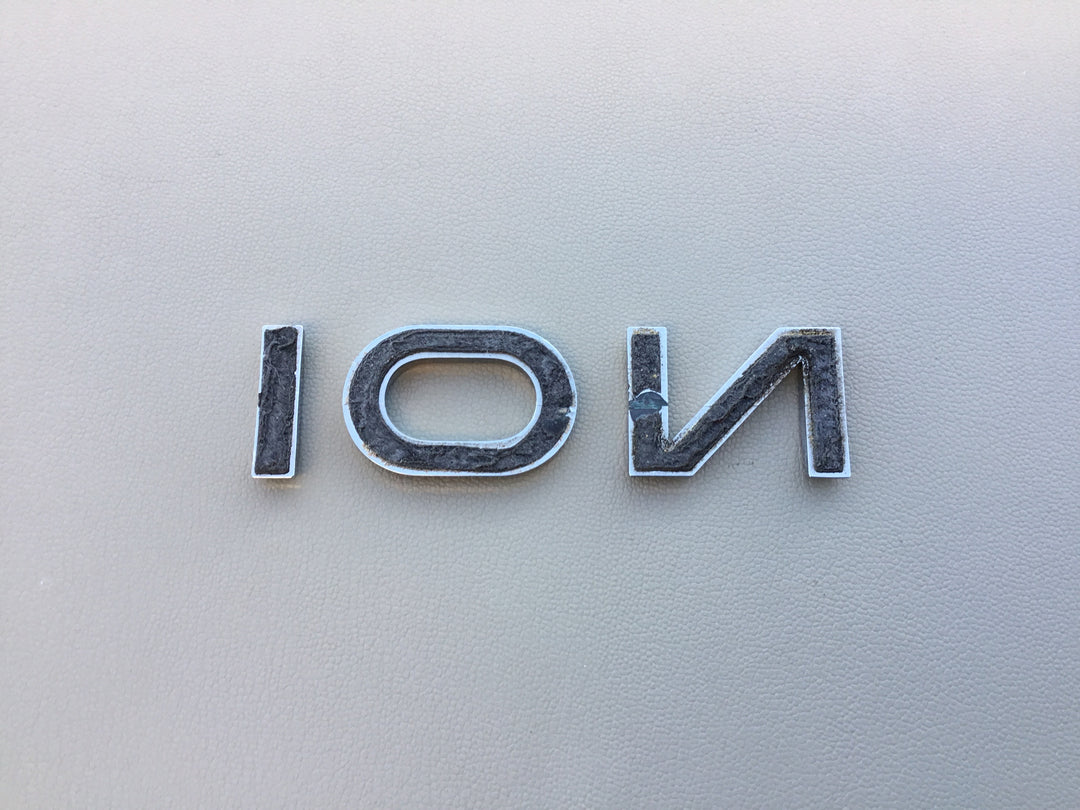 2003-2007 Saturn ION Trunk Emblem