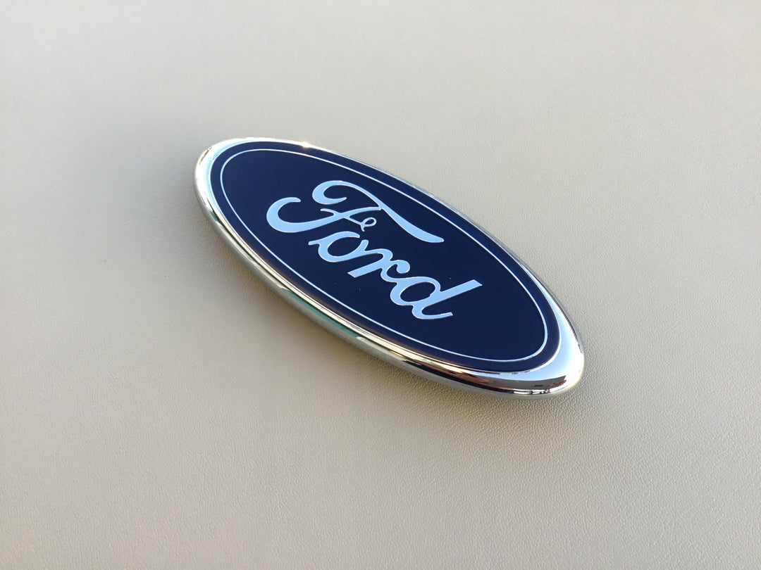 2000-2005 Ford Excursion Blue Oval Tailgate Emblem