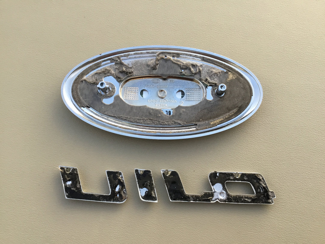 2017-2021 KIA Niro Tailgate Emblem Set