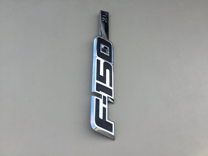 2009-2014 Ford F-150 XL Right Fender Emblem