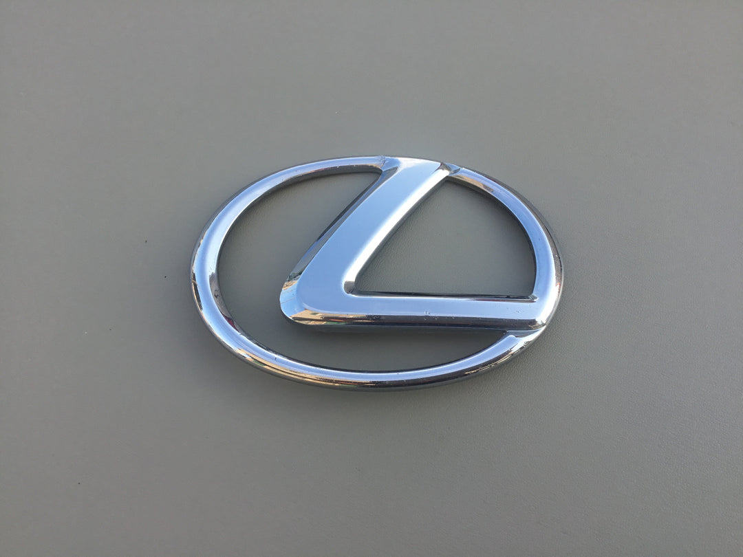 2006-2012 Lexus IS250 Grille Emblem