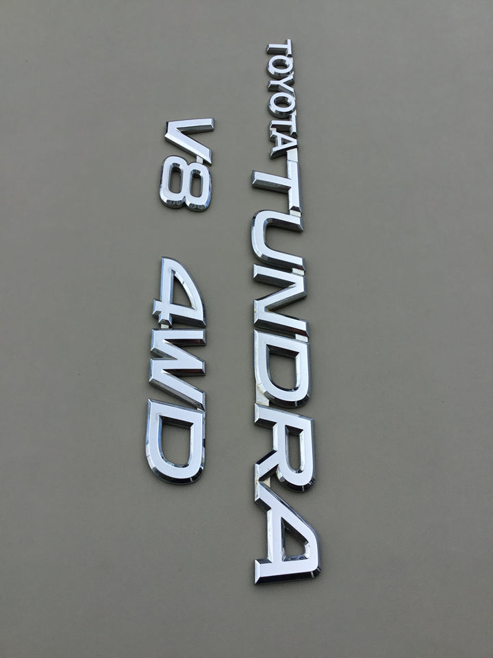 2000-2006 Toyota Tundra V8 4WD Tailgate Emblem Set