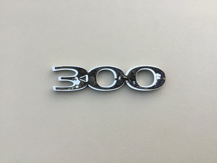 2005-2010 Chrysler 300 Trunk Emblem