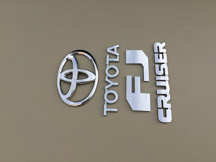 2007-2014 Toyota FJ Cruiser Tailgate Emblem Set