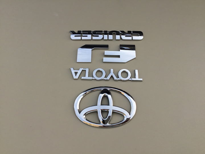 2007-2014 Toyota FJ Cruiser Tailgate Emblem Set