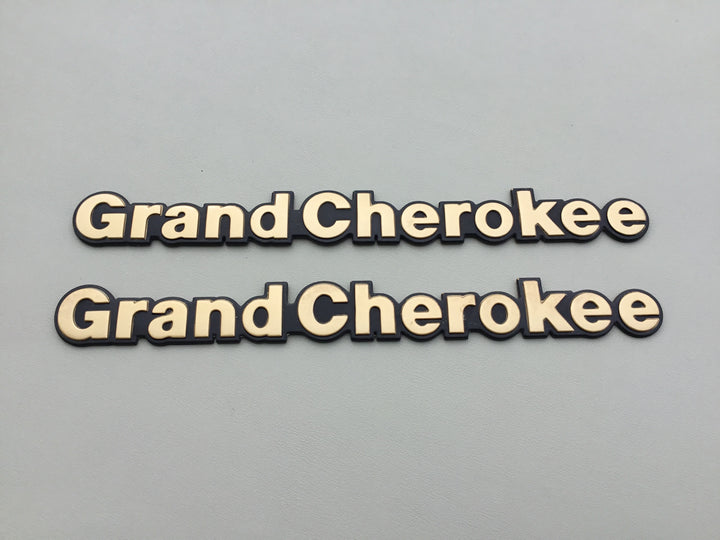 1993-1998 Jeep Grand Cherokee Fender Emblem Set