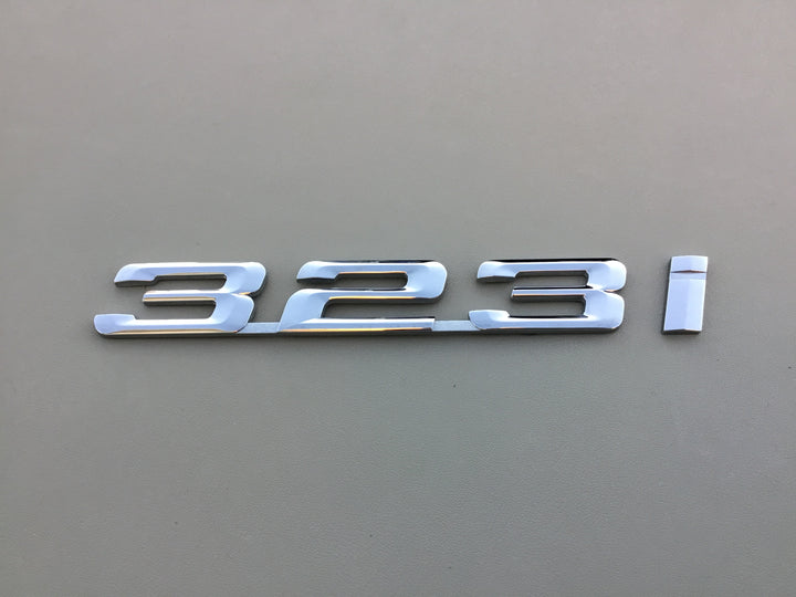 1993-1998 BMW 323i Trunk Emblem