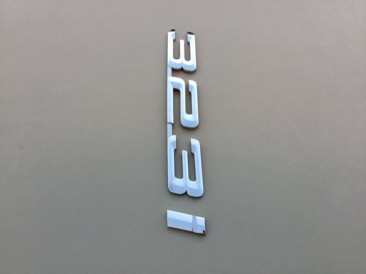 1993-1998 BMW 323i Trunk Emblem