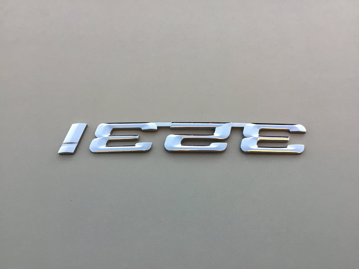 1993-1998 BMW 323i Trunk Emblem