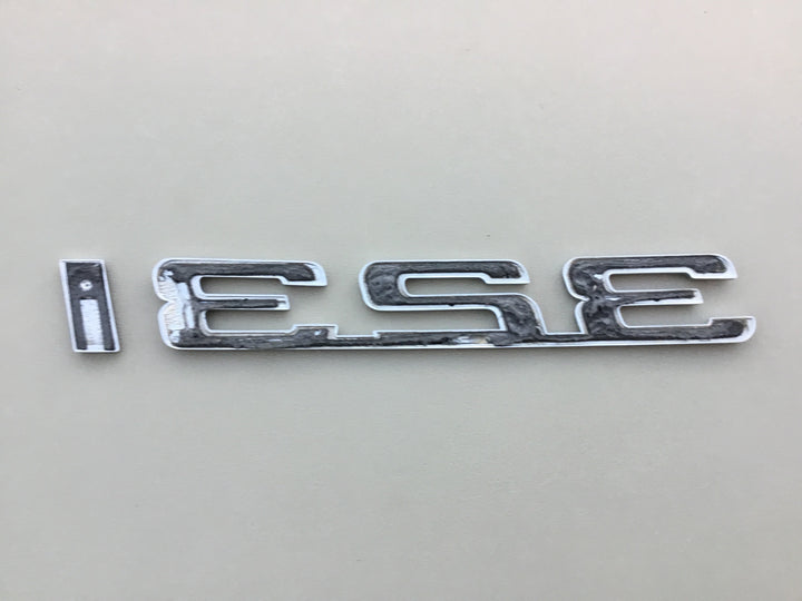 1993-1998 BMW 323i Trunk Emblem