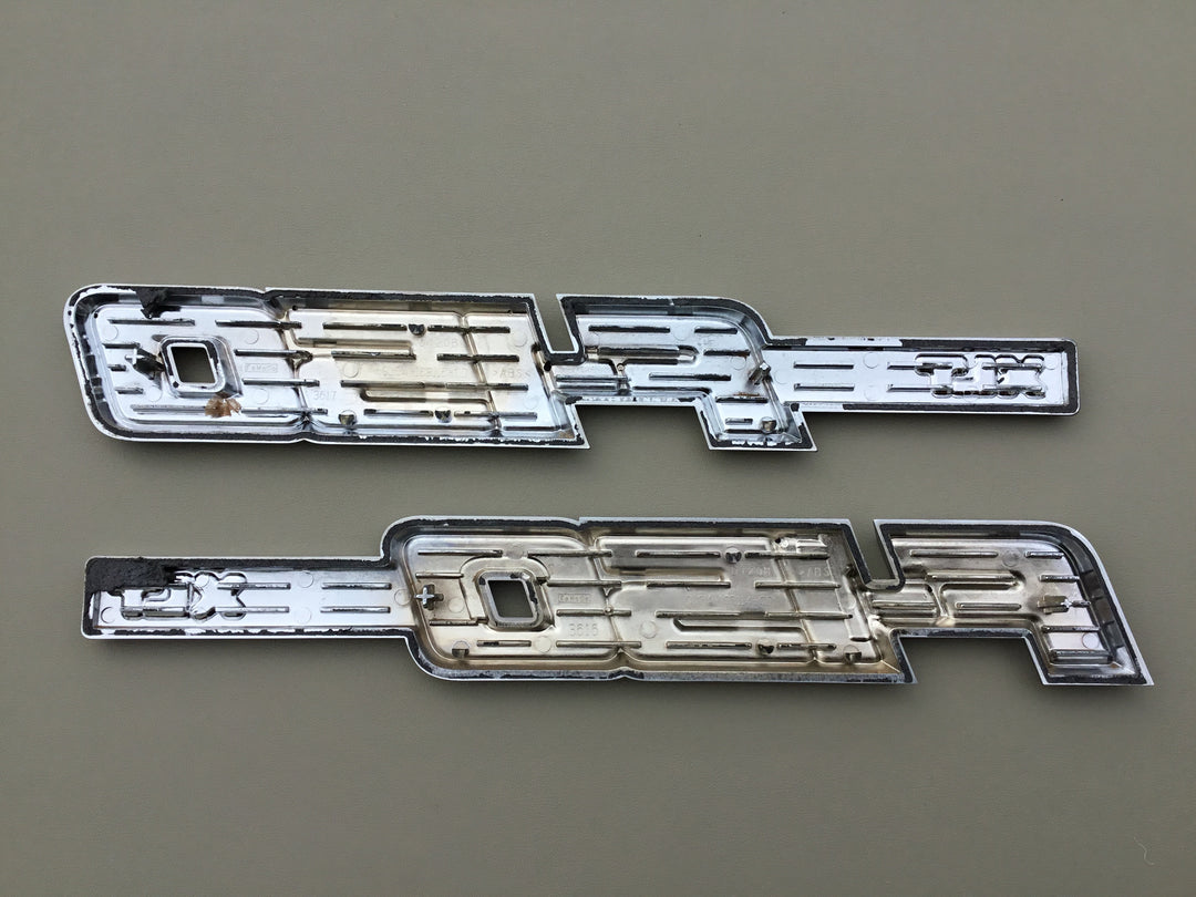 2009-2014 Ford F-150 XLT Fender Emblem Set