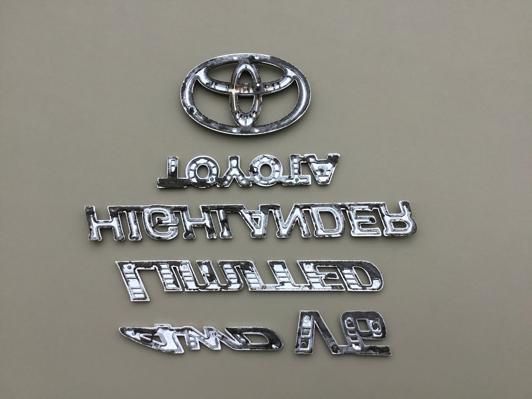 2001-2007 Toyota Highlander AWD V6 Limited Tailgate Emblem Set