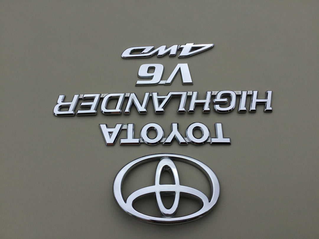 2001-2007 Toyota Highlander V6 4WD Tailgate Emblem Set